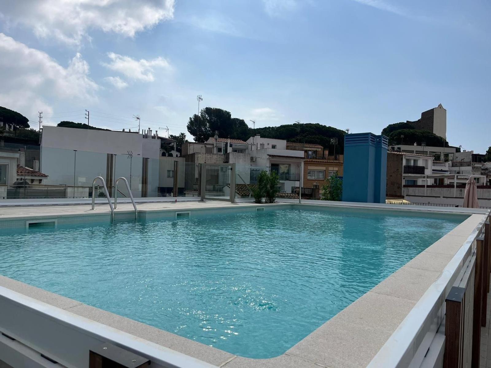 De 3 Y 2 Banos En Con Piscina Comunitaria Apartment Sant Pol De Mar
